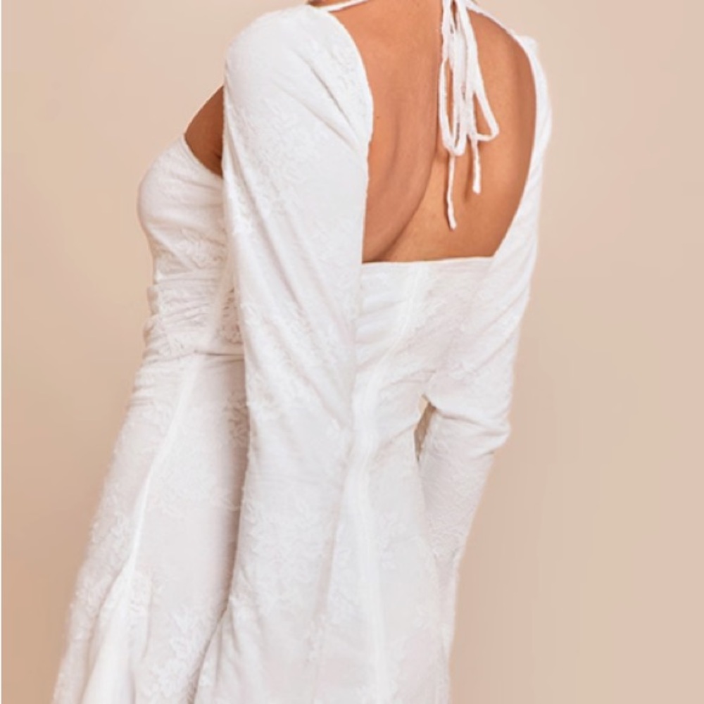 Pretty Little Thing White Dress